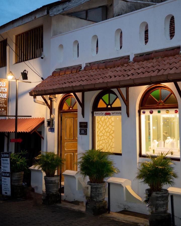 Cara Galle Fort Bagian luar foto