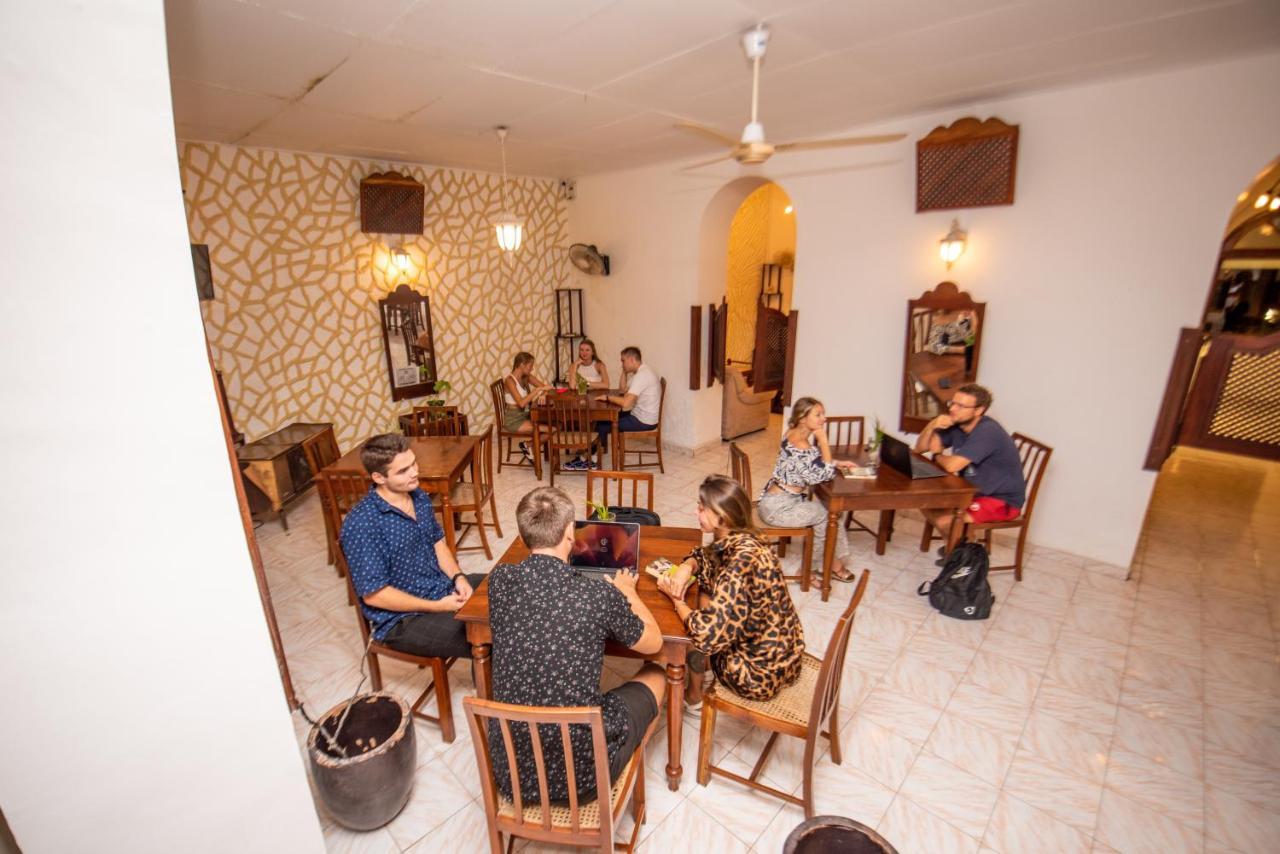 Cara Galle Fort Bagian luar foto